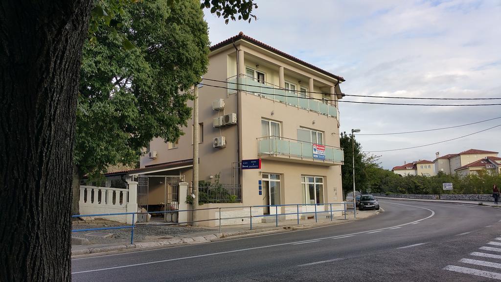 Apartments Ivancic โนวีวีโนดอลสกี ภายนอก รูปภาพ