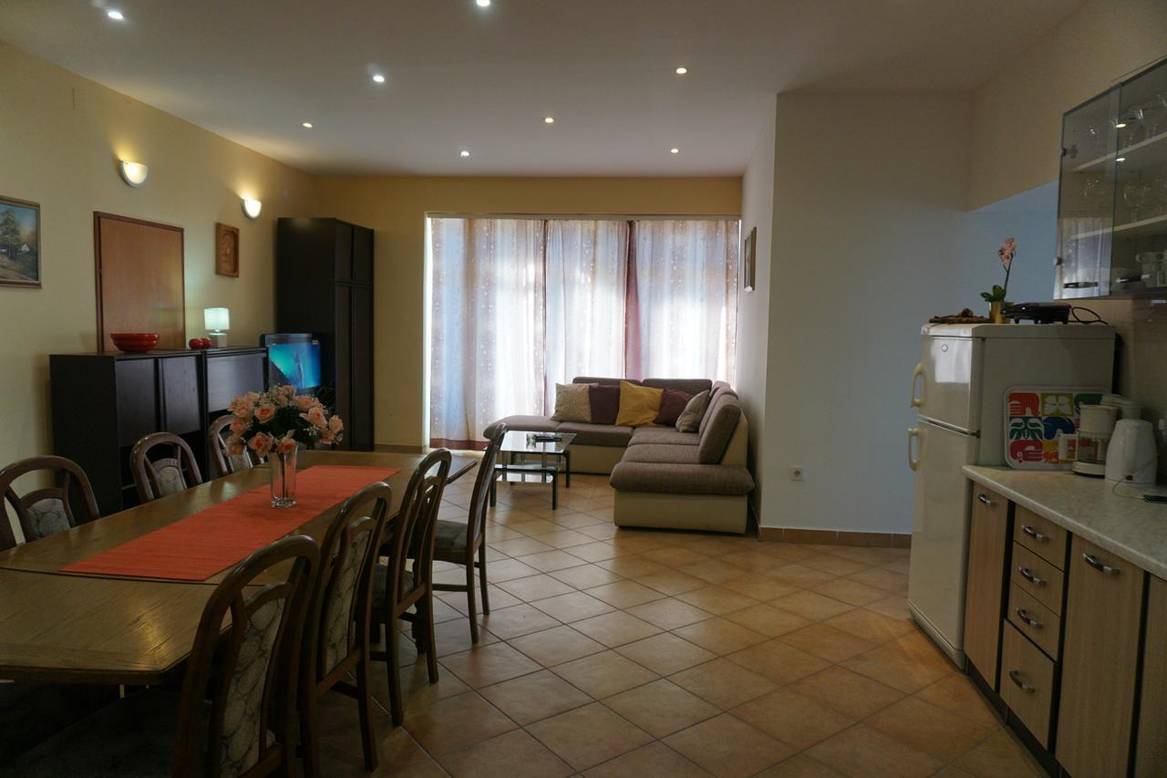 Apartments Ivancic โนวีวีโนดอลสกี ภายนอก รูปภาพ