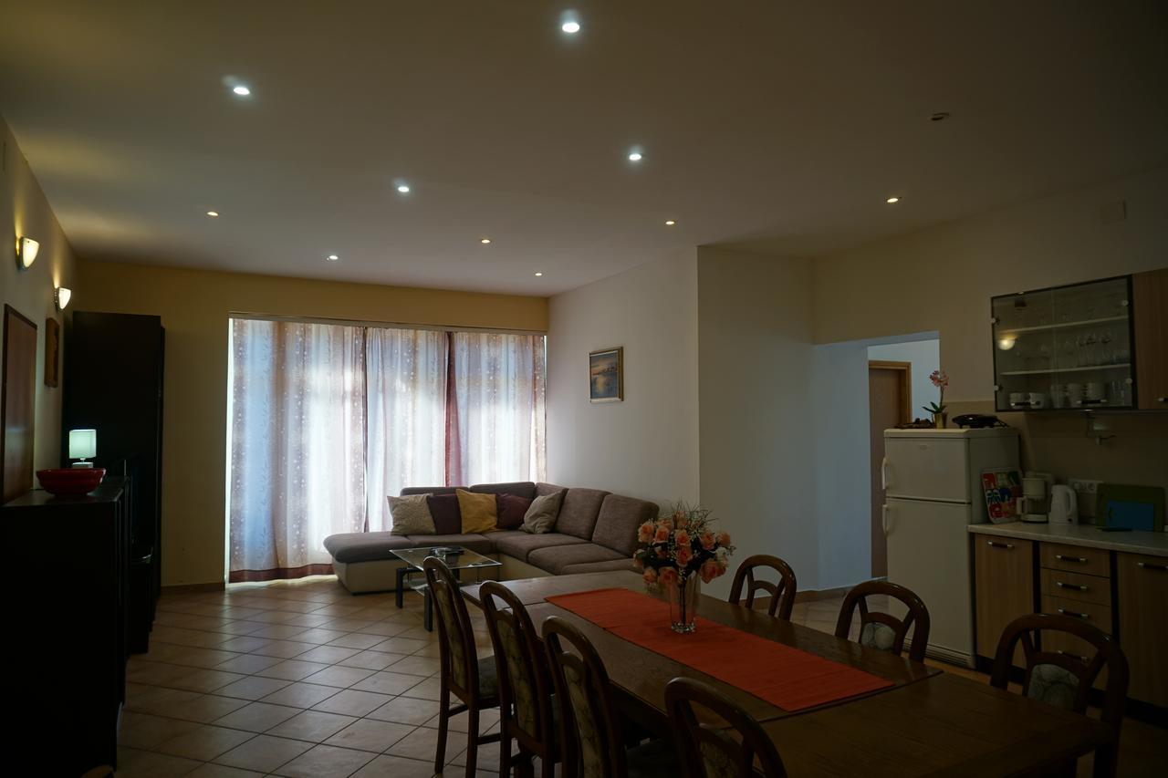 Apartments Ivancic โนวีวีโนดอลสกี ภายนอก รูปภาพ